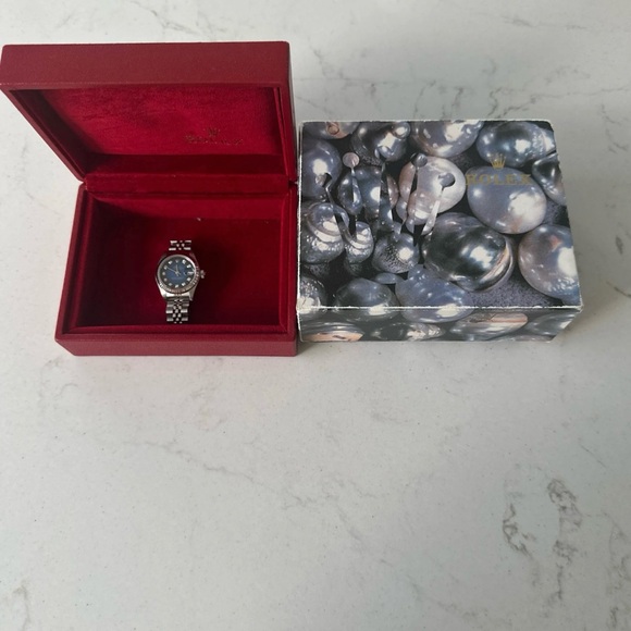 2002 Rolex Ladies Datejust White gold fluted bezel and stainless steel bracelet - Picture 7 of 11